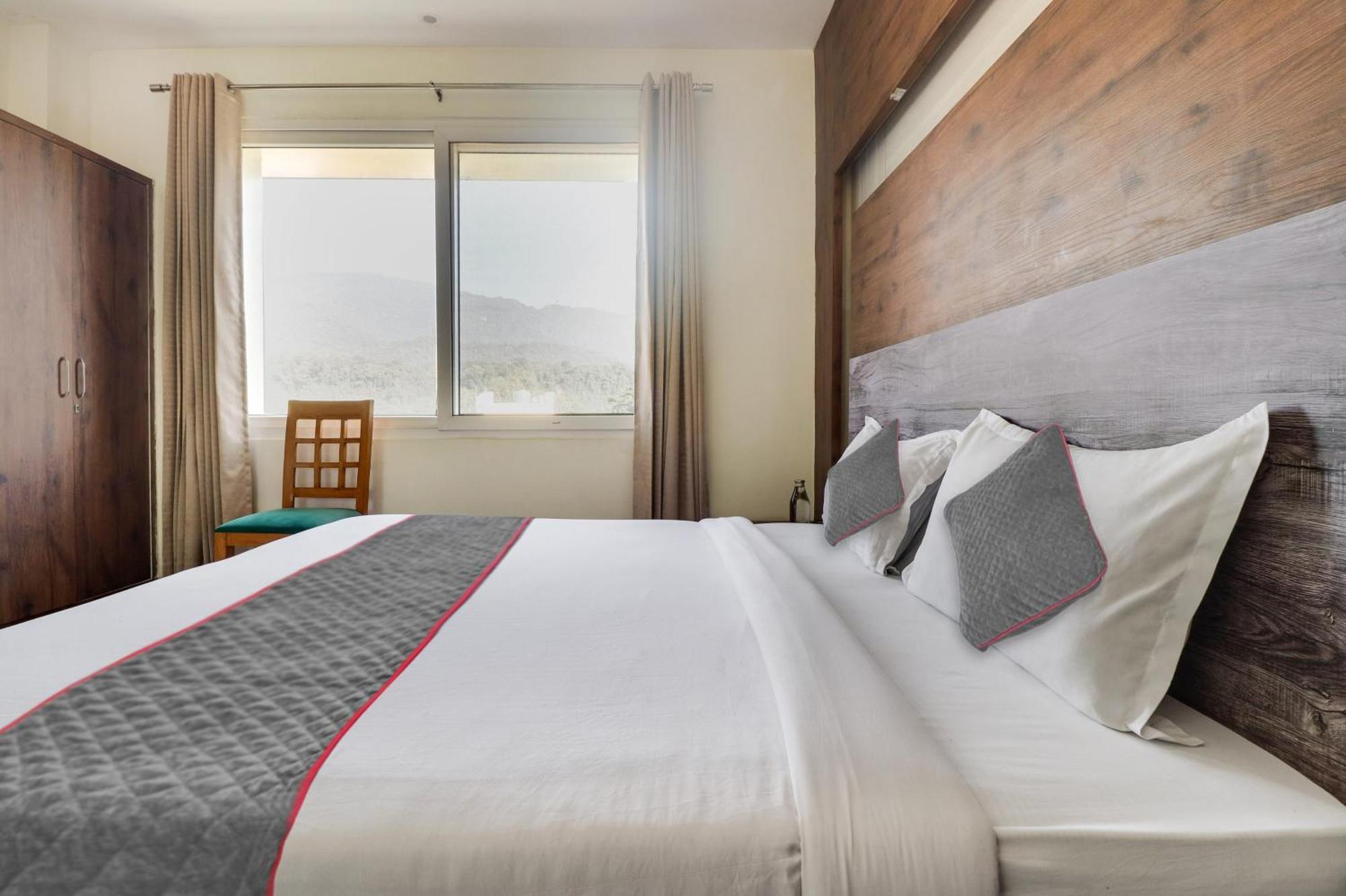 Townhouse Hotel Rooftop Rishikesh Exterior photo